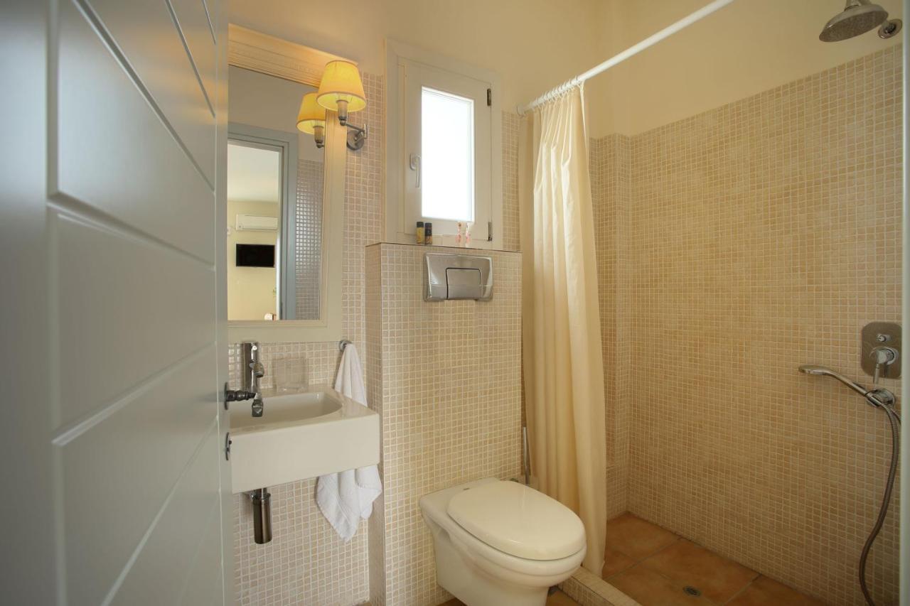 Aeolos Hotel Koufonisia Buitenkant foto