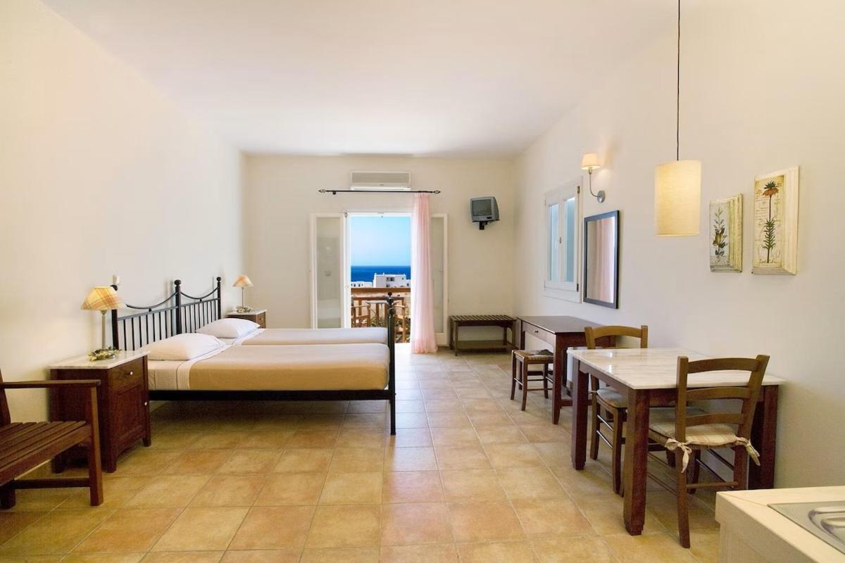 Aeolos Hotel Koufonisia Buitenkant foto